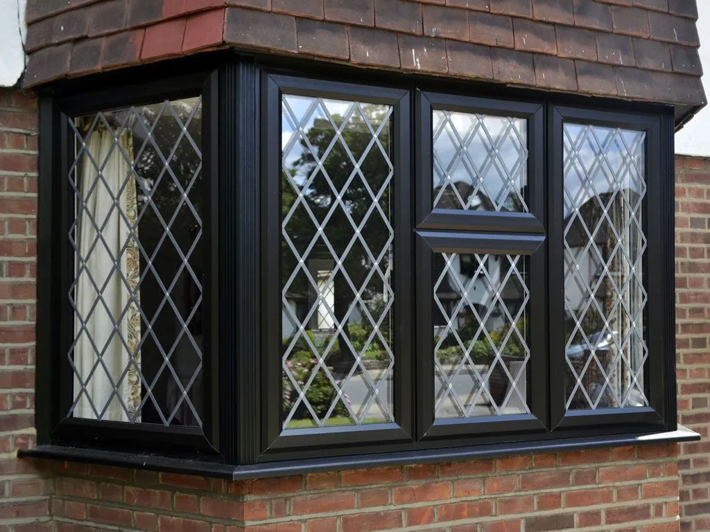Desain teralis jendela klasik modern. Sumber Shutterstock